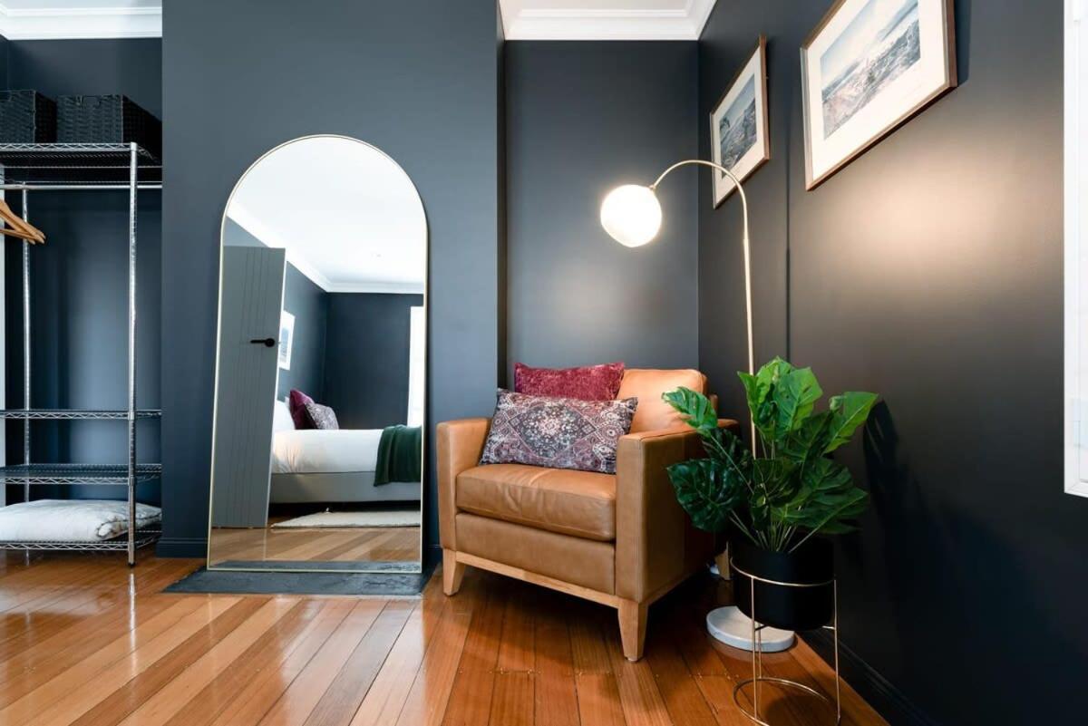 Balfour Wifi & Parking * Launceston